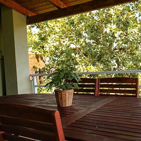 נפפקטוס Mak Home Luxury Apartments מראה חיצוני תמונה